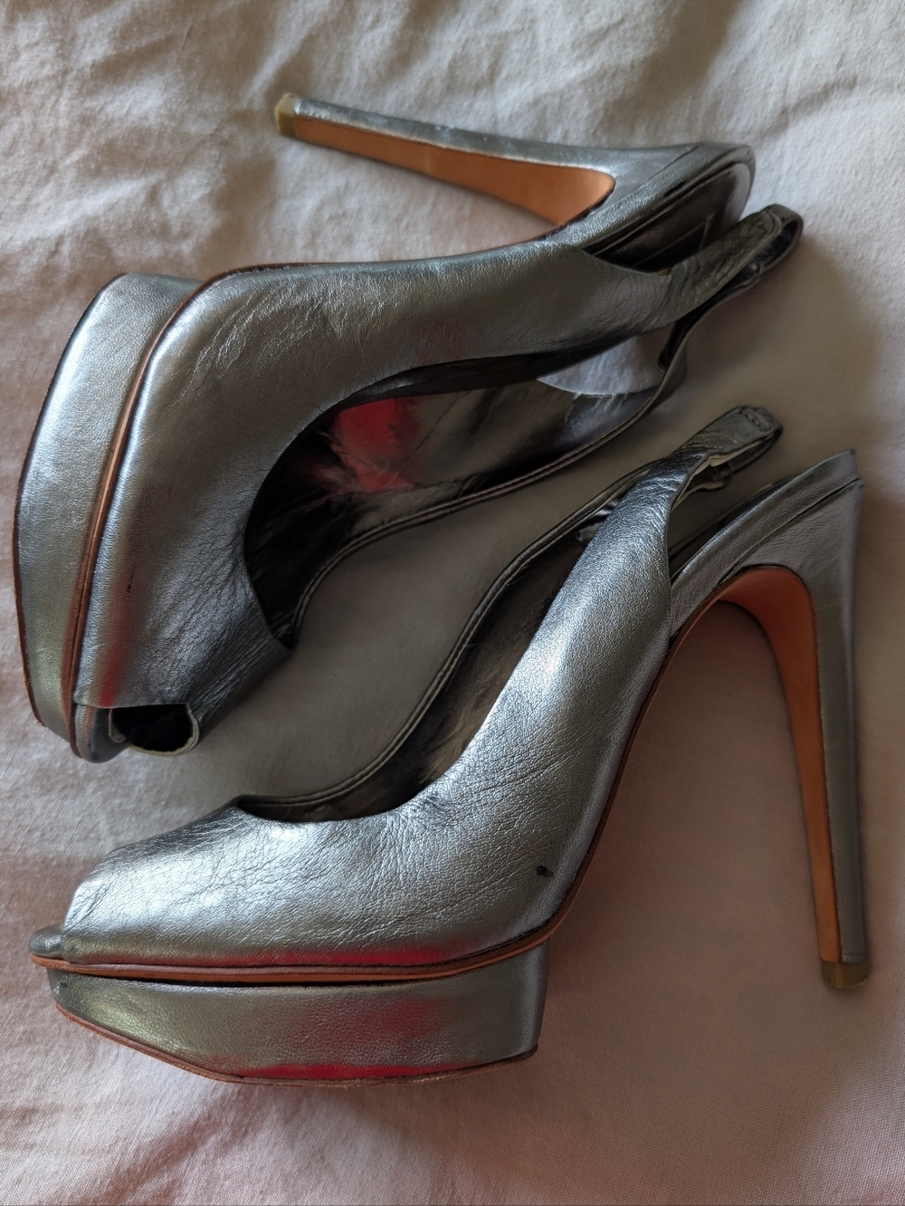 ✨BCBG MaxAzria Fennel Metallic Champagne Gold Silver Peep-toe Slingback Heels ✨